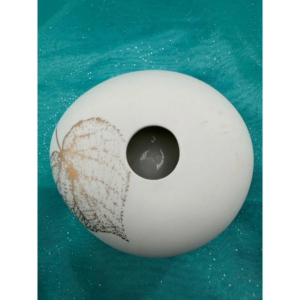 Räder Porcelain Pebble Bud Vase White Gold Leaf Minimalist German Design 5.5